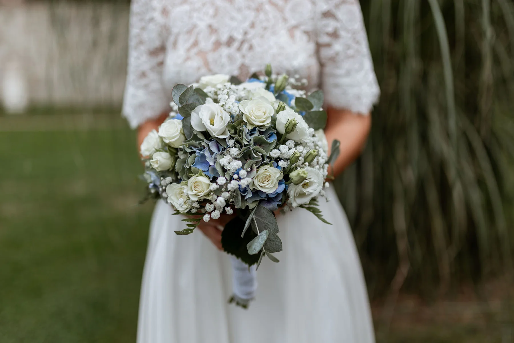 Bouquet della sposa durante il matrimonio a Villa d&rsquo;Agli&egrave;